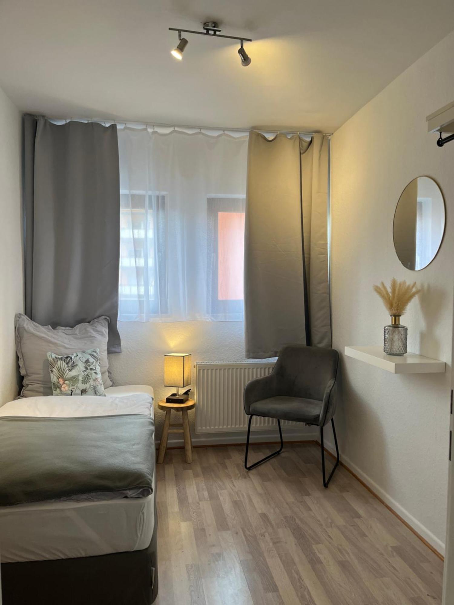 Casa Inn Parkview - Relax & Chill - Perfect For Business Travel, Weekend Trip, Family&Friends, Dogs Lover, Romance, Layover Or Longstay Limburg an der Lahn Extérieur photo